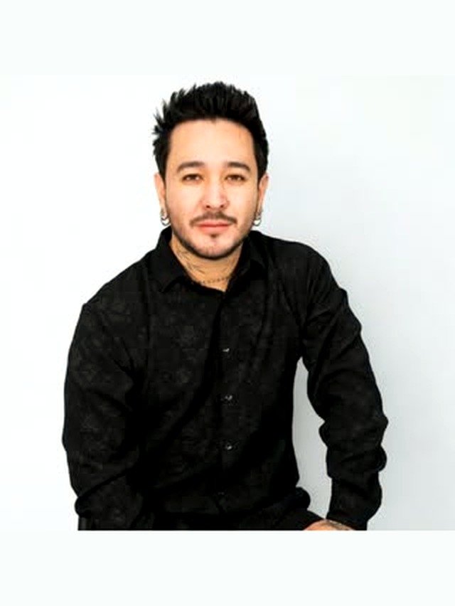 Retrato de Adrian Mendoza